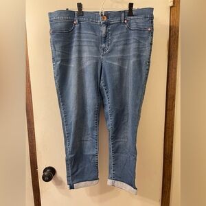 Juicy Couture Cuffed Medium Wash Jean Capris Sz. 16 #80